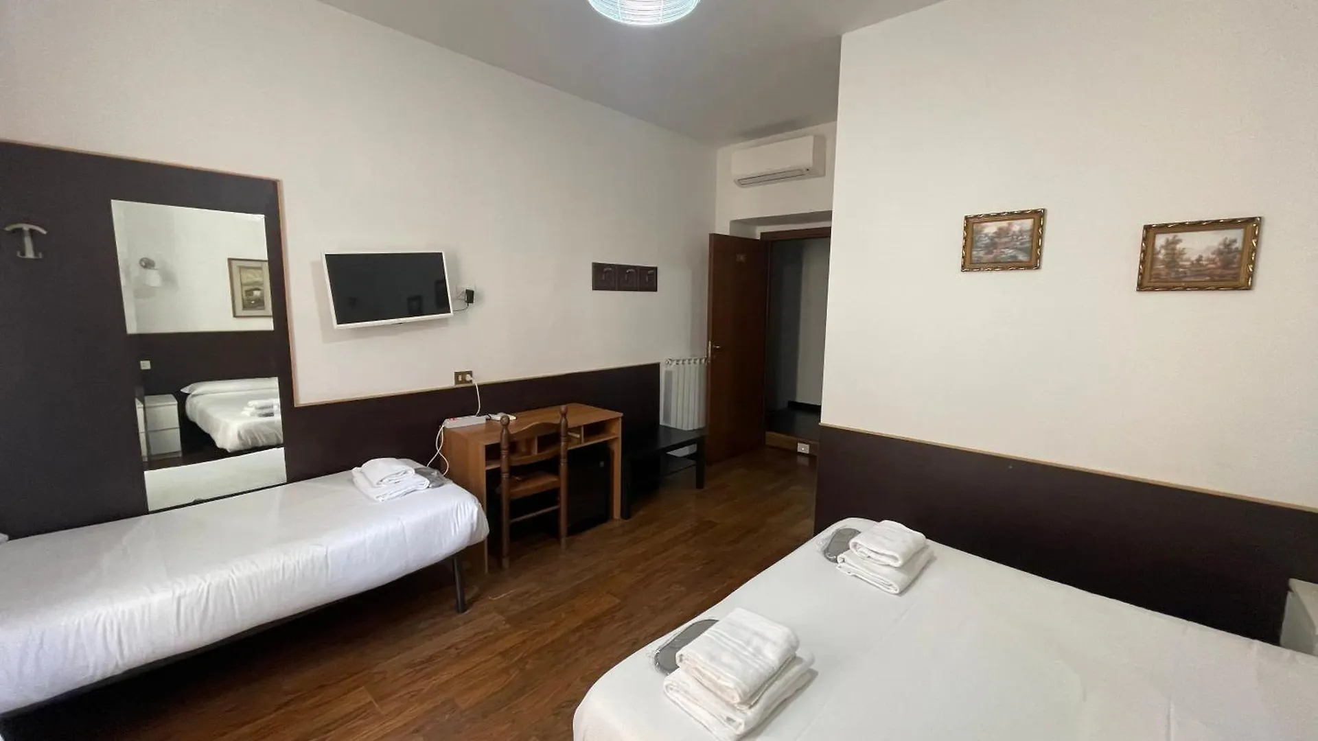 Hotel Gold House Roma
