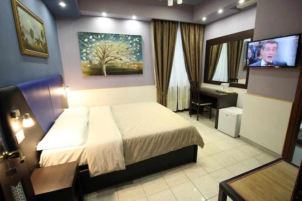 Gold House Hotel Rome Guest house